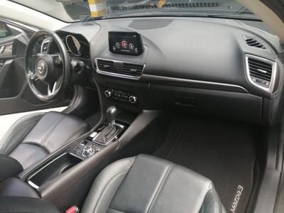 Mazda 3 • 2018 • 28,000 km