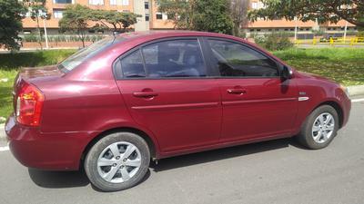 Hyundai Accent • 2009 • 120,000 km