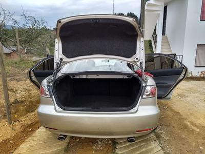 Mazda 6 • 2005 • 144,000 km