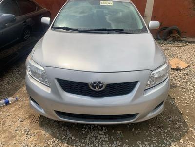 Toyota Corolla • 2010 • 150,000 km