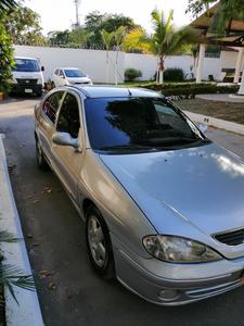 Renault Mégane • 2004 • 148,000 km