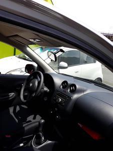 Nissan March • 2014 • 52,000 km