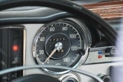 Mercedes-Benz SL • 1970 • 100,000 km