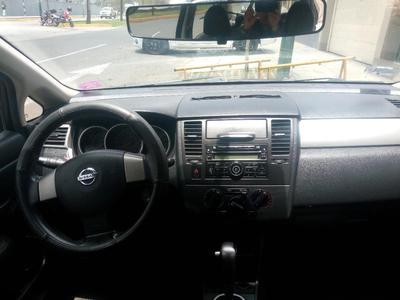 Nissan Tiida • 2010 • 115,000 km
