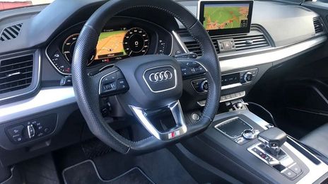 Audi Q5 • 2019 • 119,800 km