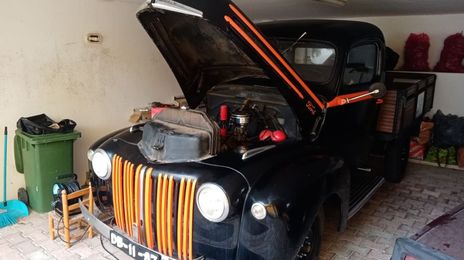 Ford Festiva • 1946 • 90,000 km