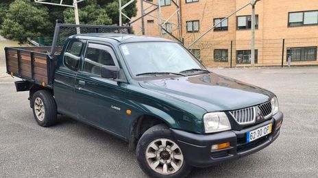 Mitsubishi L200 • 1999 • 200,000 km