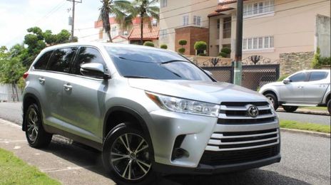 Toyota Highlander • 2019 • 88,000 km