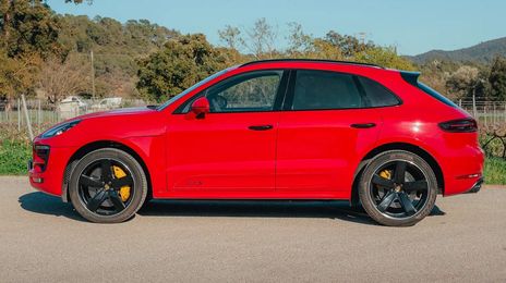 Porsche Macan • 2017 • 140,200 km