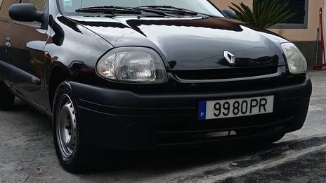 Renault Clio • 2000 • 91,000 km