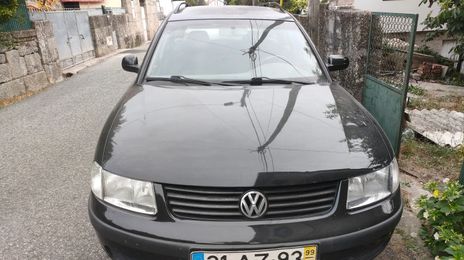 Volkswagen Passat Variant • 1999 • 376,583 km