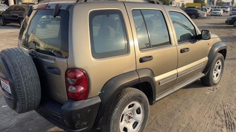 Jeep Liberty • 2006 • 233 km