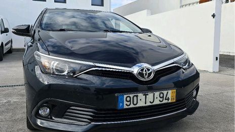 Toyota Auris • 2017 • 120,000 km