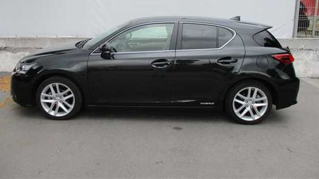 Lexus CT • 2017 • 29,000 km