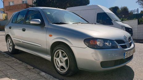Nissan Almera • 2003 • 250,000 km