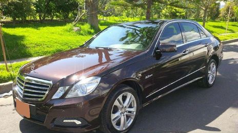 Mercedes-Benz E • 2010 • 135,000 km