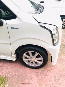 Suzuki Wagon R+ • 2018 • 34,000 km