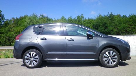 Peugeot 3008 • 2016 • 152,000 km