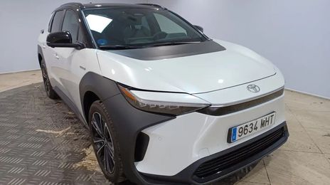 Toyota RAV4 • 2023 • 8,300 km