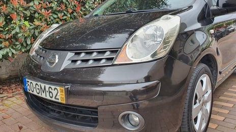 Nissan Note • 2008 • 180,000 km