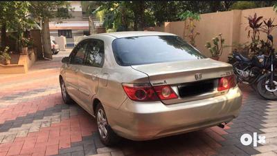 Honda City • 2006 • 121,000 km