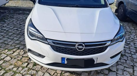 Opel Astra • 2018 • 139,000 km