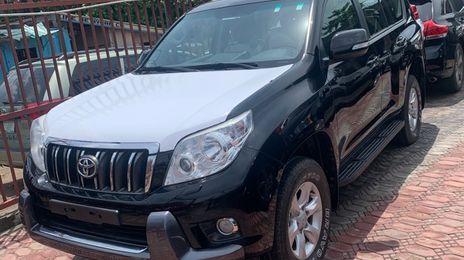 Toyota Land Cruiser • 2012 • 42 km