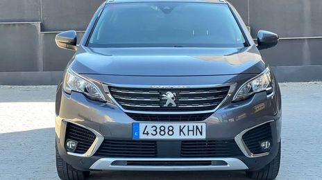 Peugeot 5008 • 2018 • 69,000 km