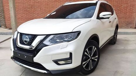 Nissan X-Trail • 2018 • 90,000 km