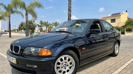BMW 328i • 2000 • 150,000 km