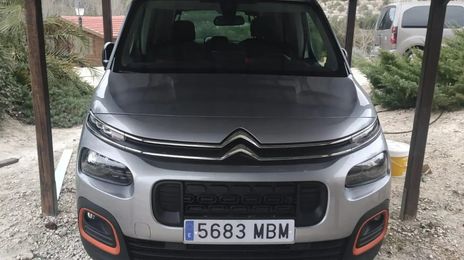 Citroën Berlingo • 2022 • 17,000 km