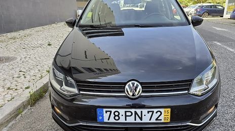 Volkswagen Polo • 2015 • 42,000 km