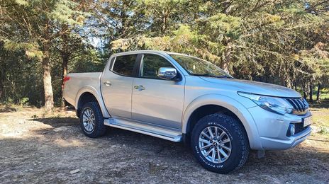Mitsubishi L200 • 2017 • 246,000 km