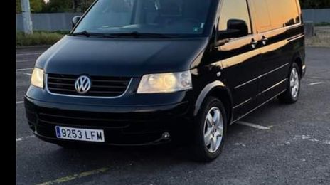 Volkswagen T5 Multivan • 2007 • 208,600 km