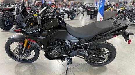 Suzuki vstorm • 2025 • 0 km