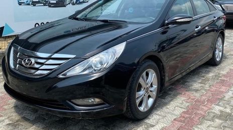 Hyundai Elantra • 2014 • 34 km