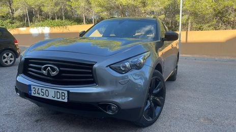 Infiniti QX70 • 2015 • 192,000 km