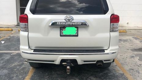 Toyota 4 Runner Limited • 2013 • 109,950 km