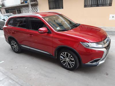 Mitsubishi Outlander • 2015 • 21,120 km