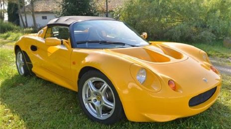 Lotus Elise • 1998 • 112,000 km