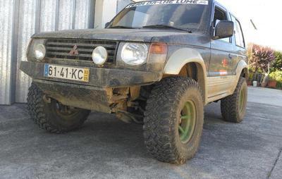 Mitsubishi Pajero Sport • 1992 • 299,999 km