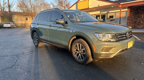 Volkswagen Tiguan • 2020 • 20,000 mi