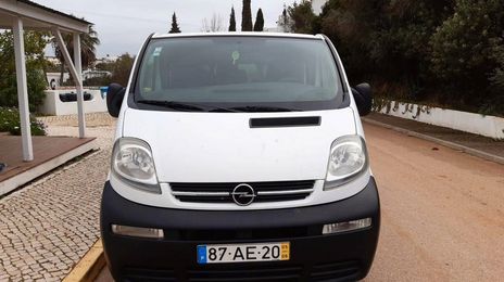 Opel Vivaro • 2005 • 250,000 km