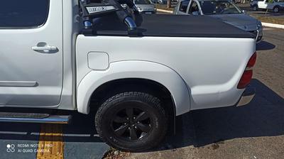 Toyota Hilux • 2015 • 90,000 km
