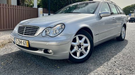 Mercedes-Benz C • 2004 • 250,000 km