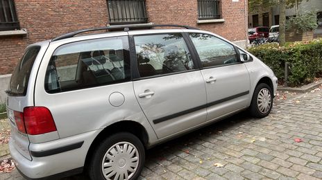 Seat Alhambra • 2004 • 250,000 km