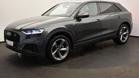 Audi Q8 • 2021 • 33,400 km