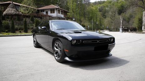 Dodge Challenger • 2016 • 66,000 km