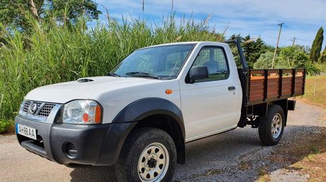 Nissan Navara • 2006 • 200,000 km