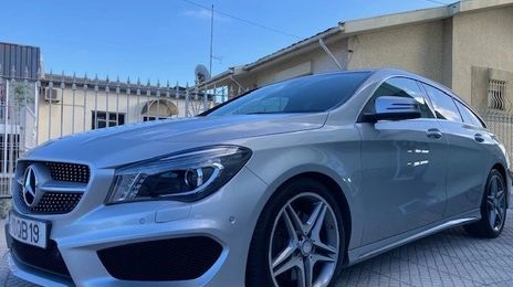 Mercedes-Benz CLA • 2015 • 180,000 km